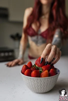 (자살 소녀) 2025 년 4 월 28 일 – Zarawolf – Taste of Red (43p)