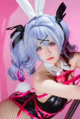 Jiuqi Meow – Hatsune Rabbit Hole (26p)